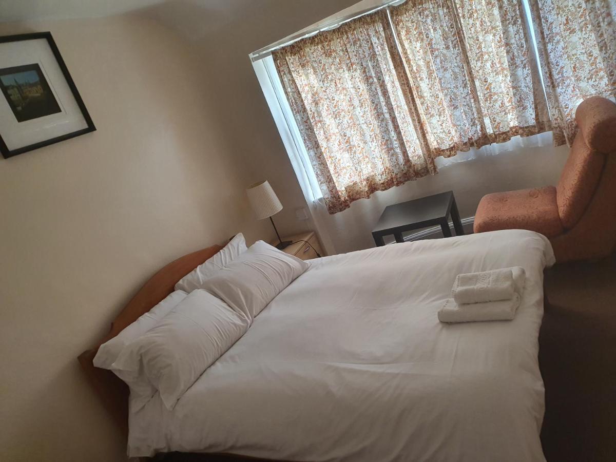 Elegant House 10 Minutes Walk To Wembley Stadium Villa London Exterior photo